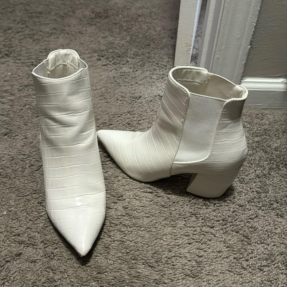 Lulus pointed toe white booties
